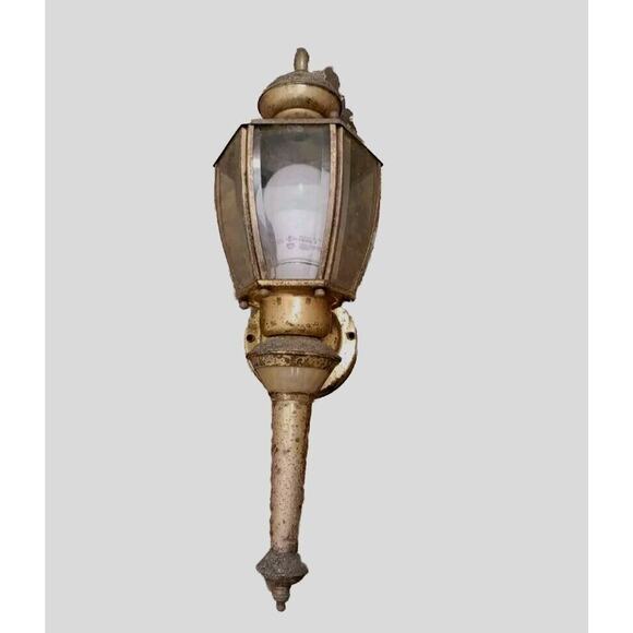 AGED BRASS Motion Outdoor Light Fixture Farmhouse Cottage Beachy Movie Set Prop - Picture 2 of 16